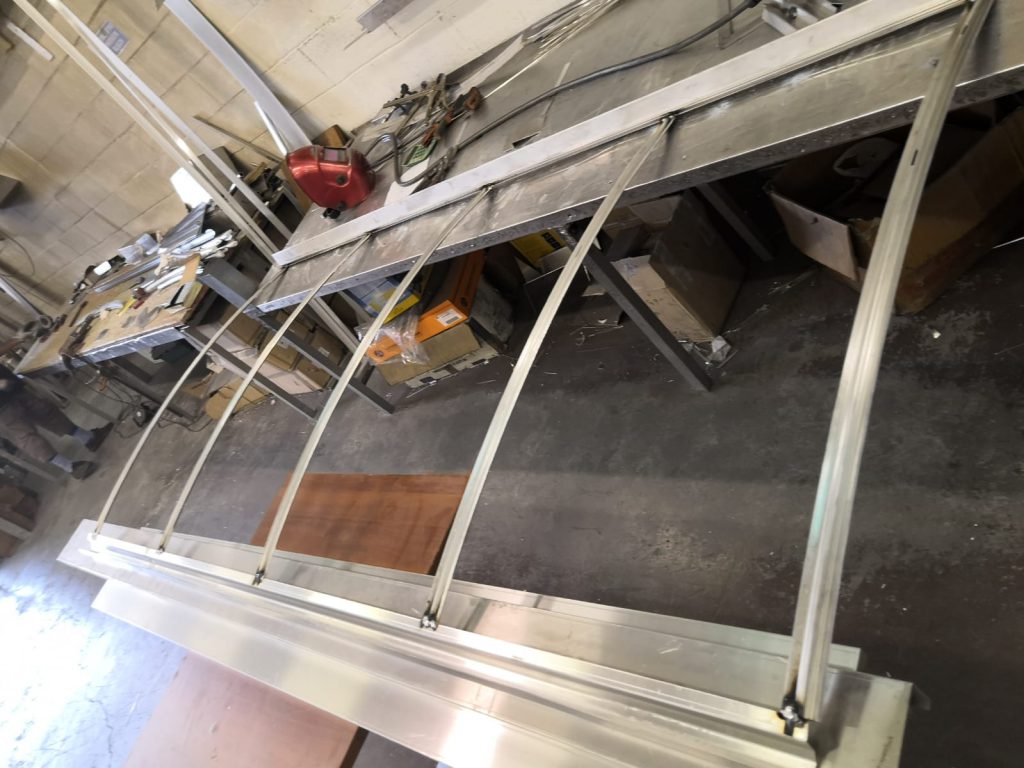 lavorazione pensilina Electra